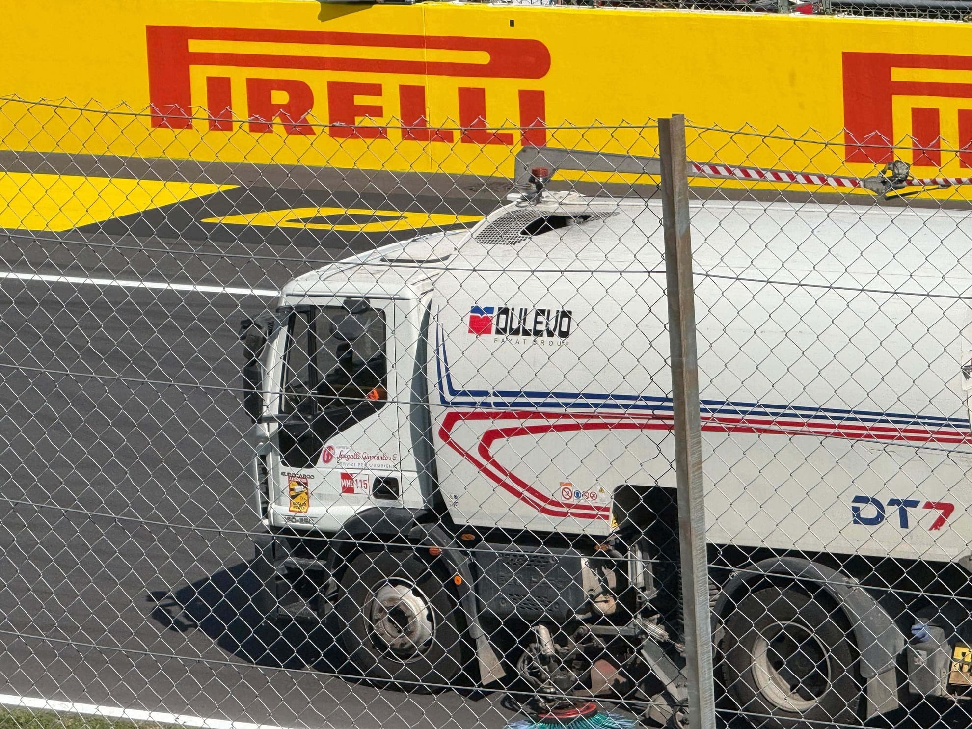 Spazzatrice Sangalli in azione a Monza